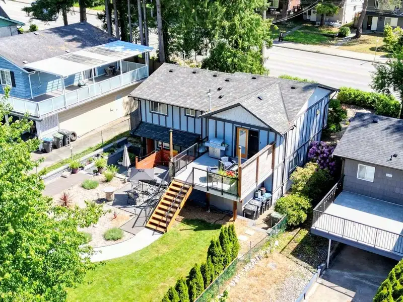 3759 COAST MERIDIAN ROAD - photo 1 of 33