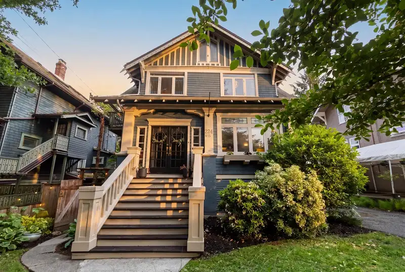 224 W 13TH AVENUE - photo 1 of 40