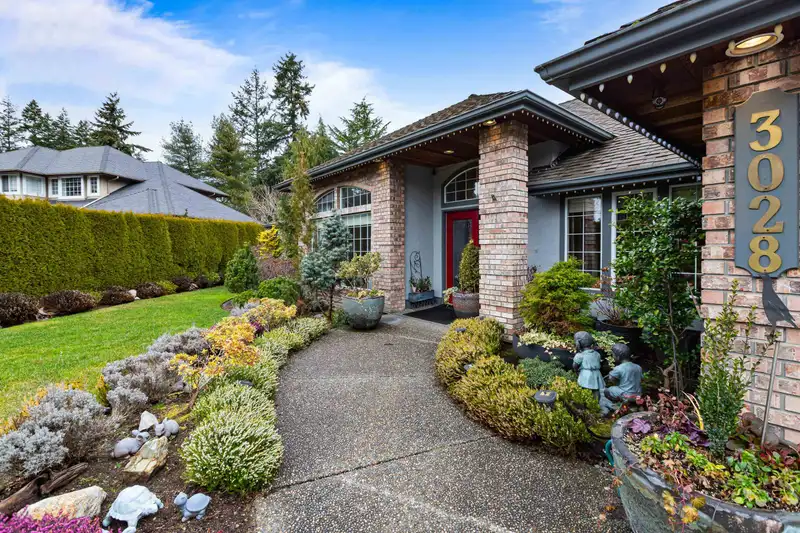 3028 144A STREET - photo 3 of 40