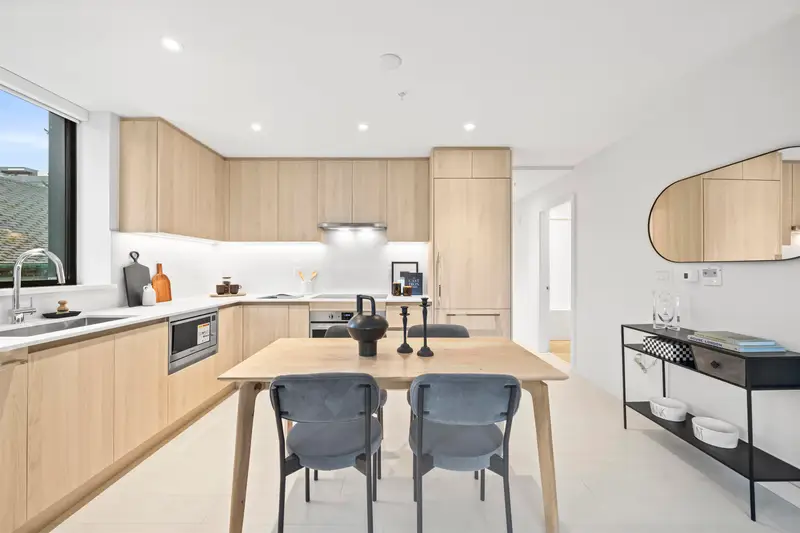 204 4928 QUEBEC STREET - photo 1 of 25