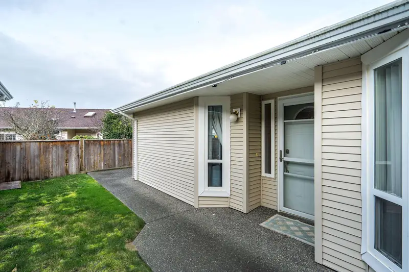 231 6001 PROMONTORY ROAD - photo 3 of 25