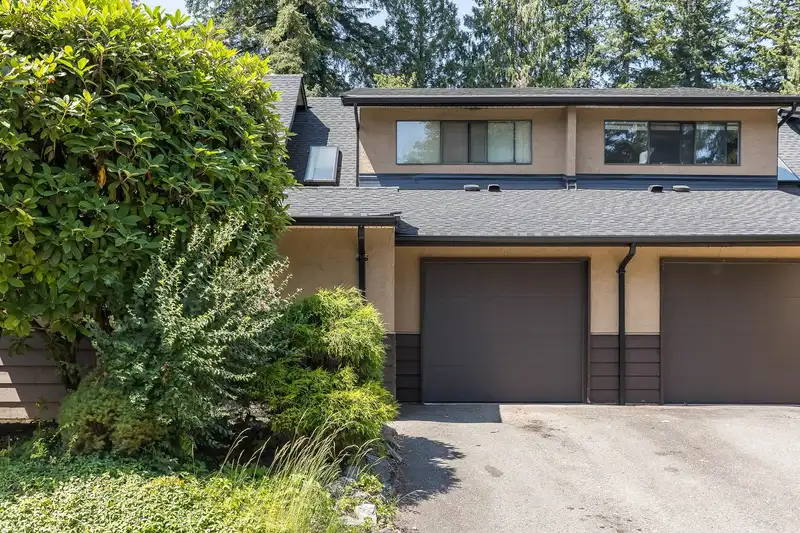 24 12227 SKILLEN STREET - photo 3 of 27