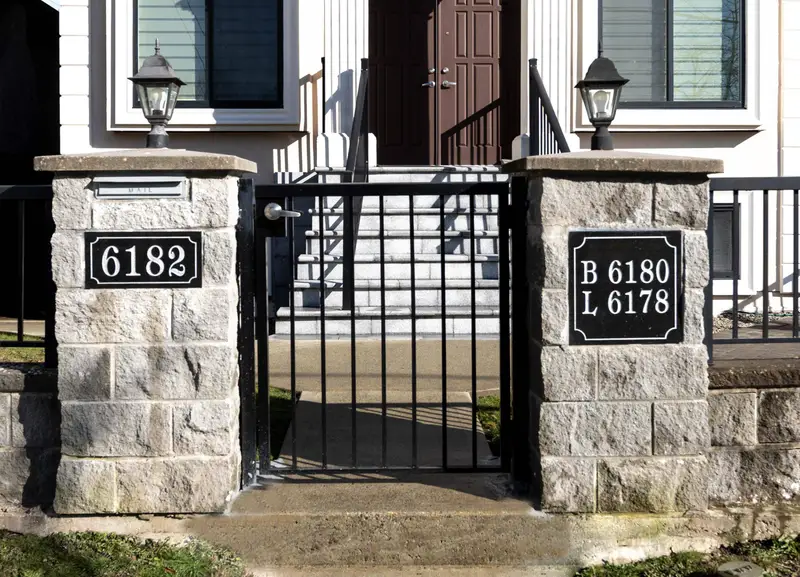 6182 COMMERCIAL STREET - photo 3 of 25