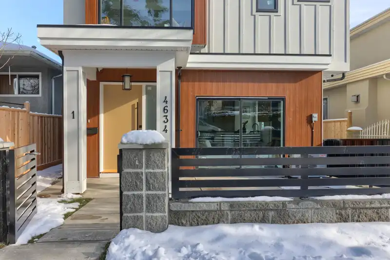 1 4634 ROSS STREET - photo 2 of 26