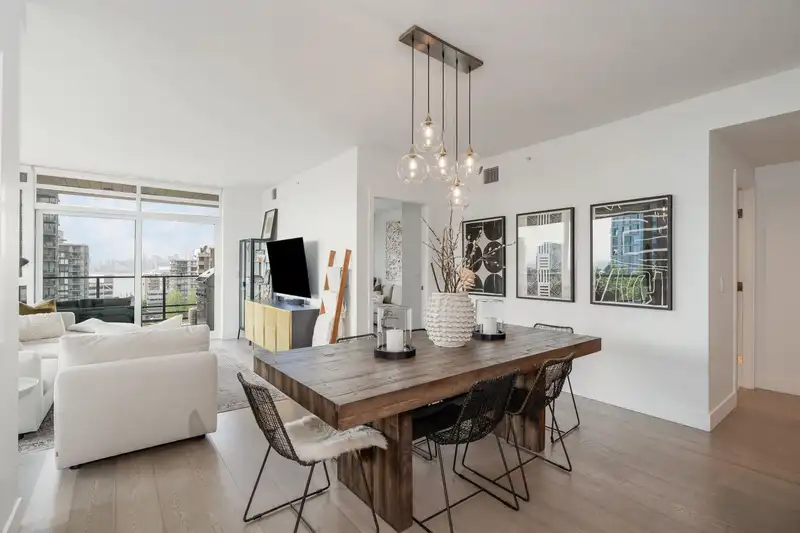 504 177 W 3RD STREET - photo 1 of 36