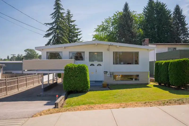9974 123A STREET - photo 2 of 36
