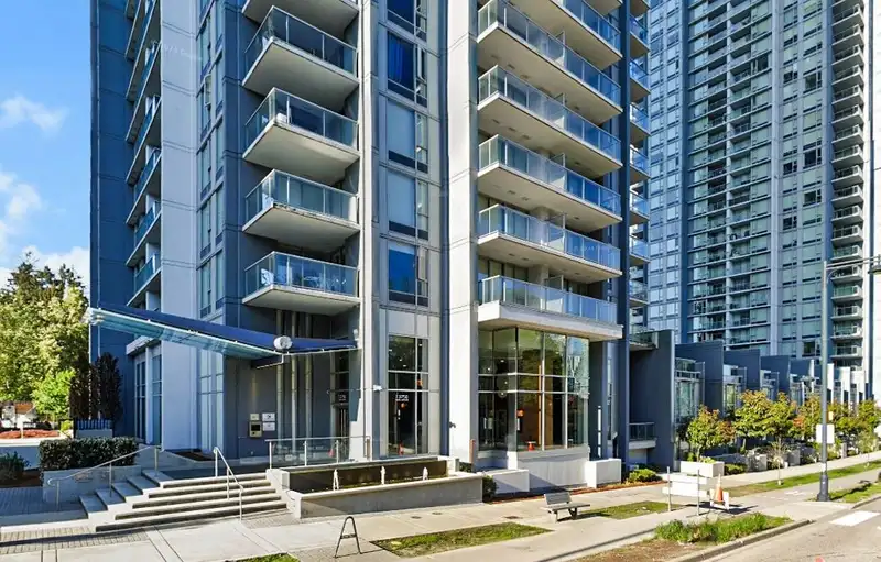 2606 13750 100 AVENUE - photo 2 of 40