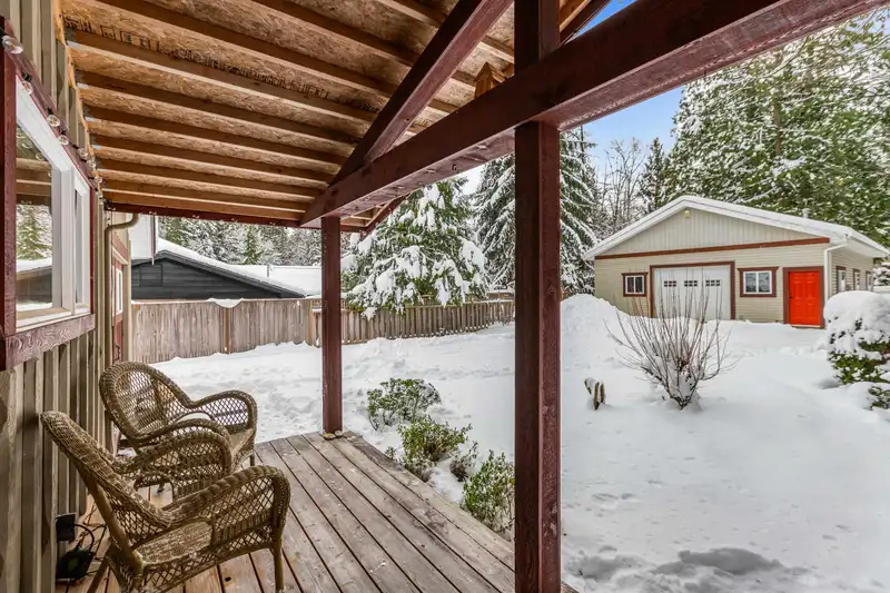 26047 112 AVENUE - photo 3 of 40