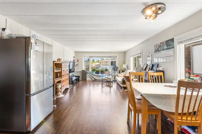 21B 26892 FRASER HIGHWAY - photo 3 of 24