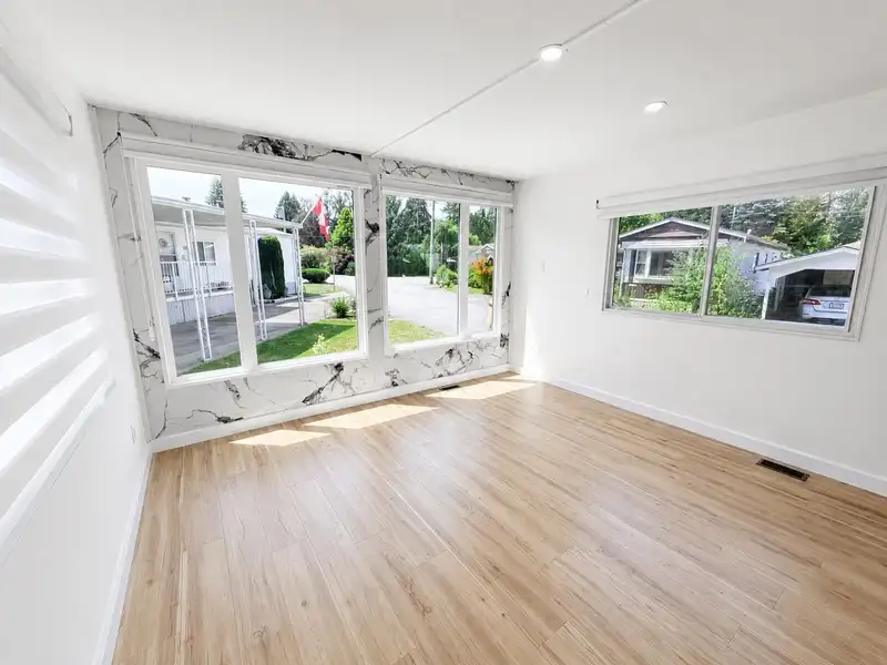 18 12868 229 STREET - photo 4 of 28