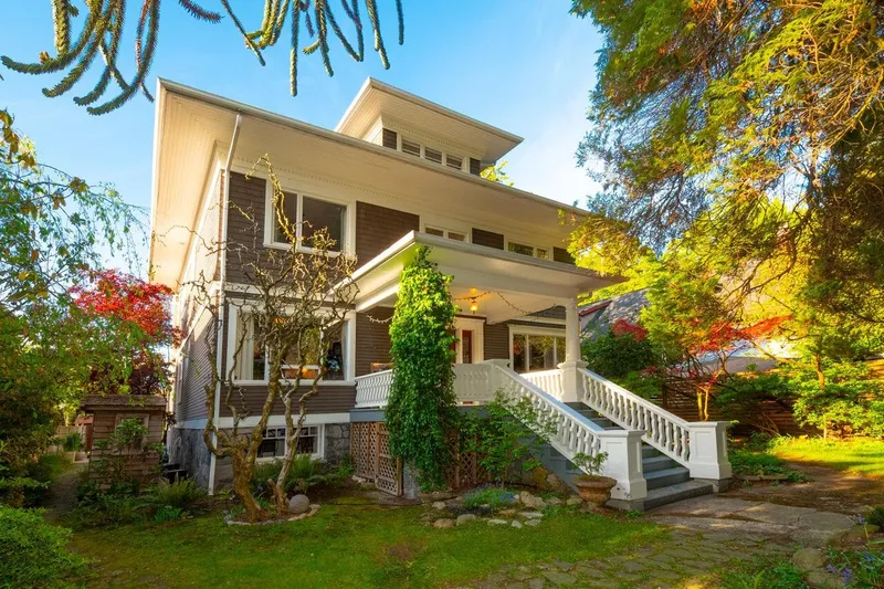 1859 NAPIER STREET - photo 1 of 25