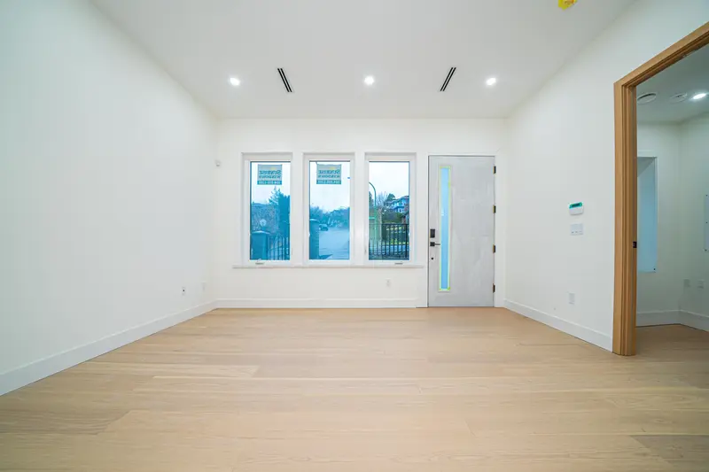 2 5091 BUXTON STREET - photo 2 of 25