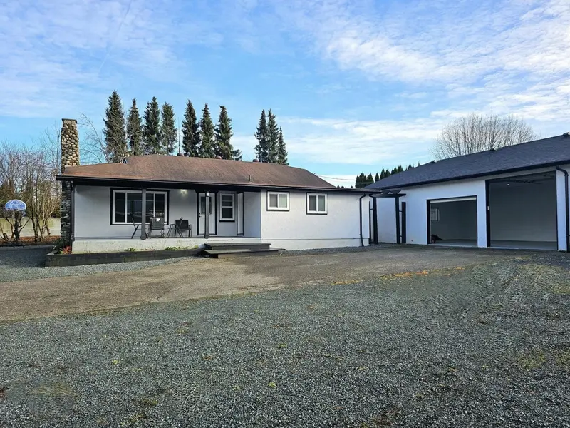 7088 SUMAS PRAIRIE ROAD - photo 1 of 22