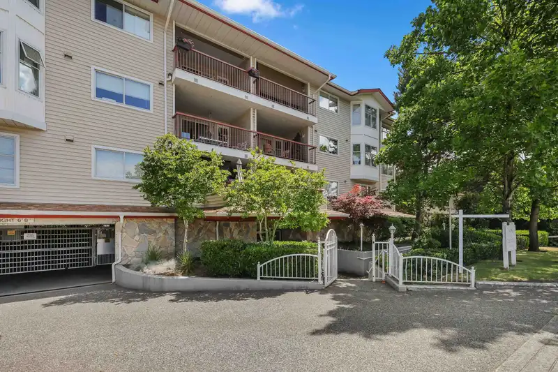 106 5776 200 STREET - photo 1 of 20