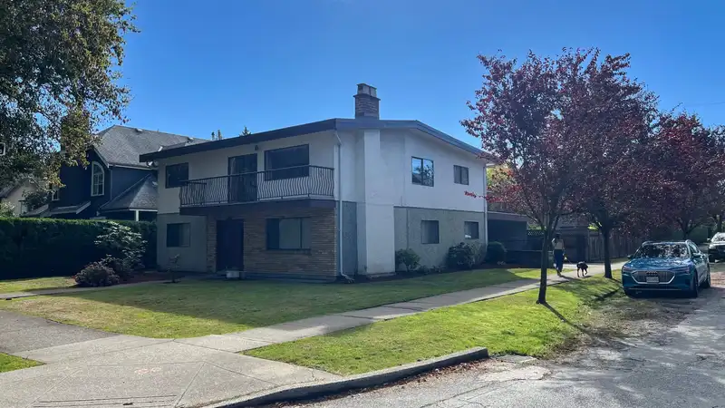 2296 W 14TH AVENUE - photo 3 of 3
