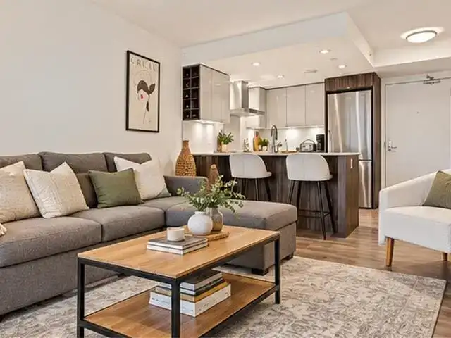 1601 1788 COLUMBIA STREET - photo 1 of 35