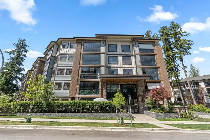 304 3535 146A STREET - photo 3 of 31