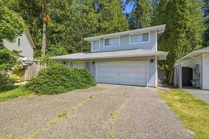 20885 95A AVENUE - photo 1 of 22