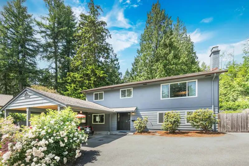645 MCCARTNEY CLOSE - photo 1 of 27