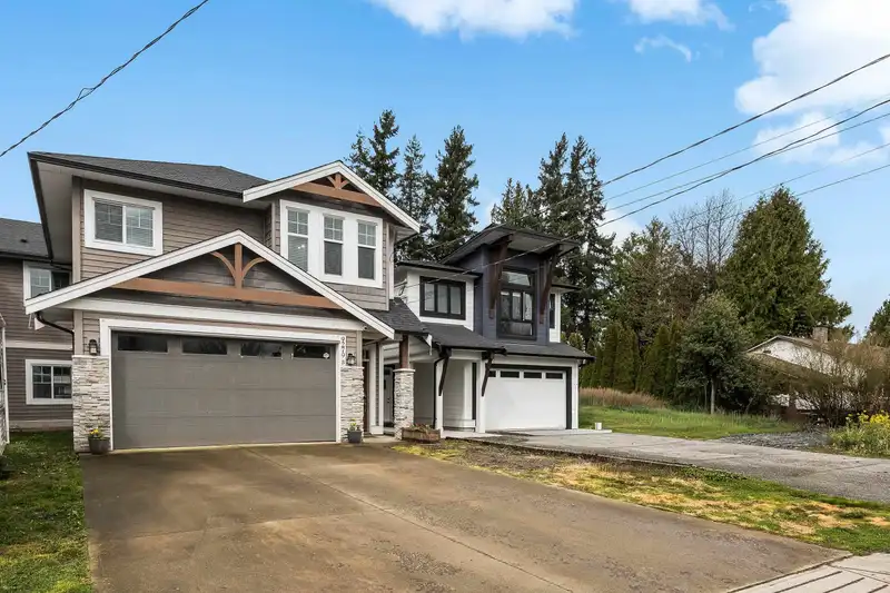 B 9279 CARLETON STREET - photo 2 of 40
