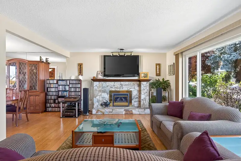 10631 HERMOSA DRIVE - photo 4 of 40