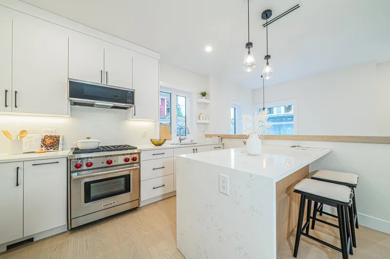 1924 WILLIAM STREET - photo 1 of 25