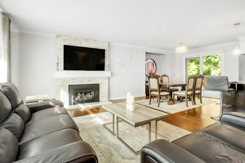 1638 WESTERN DRIVE - photo 3 of 29