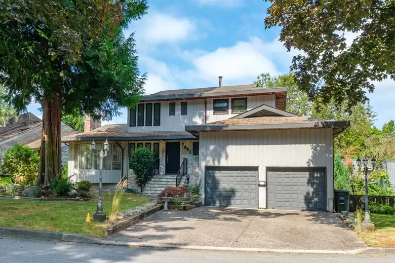 7645 BERKLEY STREET - photo 1 of 40
