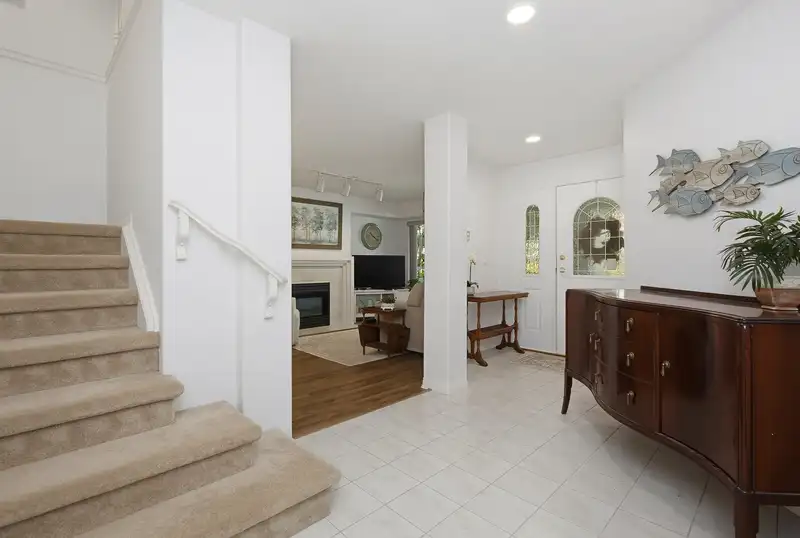7 4001 OLD CLAYBURN ROAD - photo 4 of 40