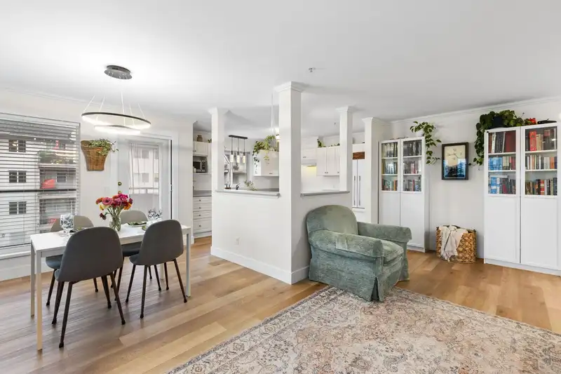 311 33728 KING ROAD - photo 4 of 33