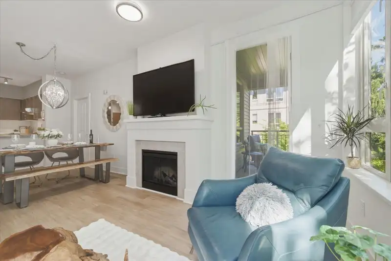 308 1111 E 27TH STREET - photo 2 of 40