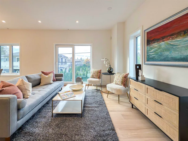 1016 W 52ND AVENUE - photo 2 of 15