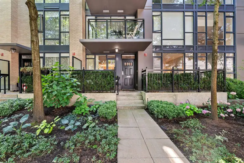 1648 W 7TH AVENUE - photo 1 of 31