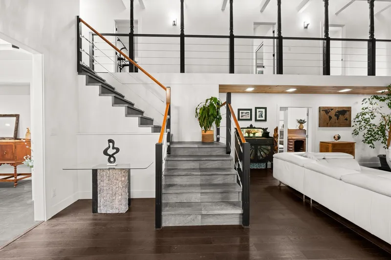 24411 56 AVENUE - photo 3 of 25