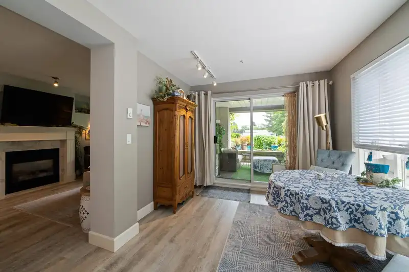 113 20448 PARK AVENUE - photo 3 of 27