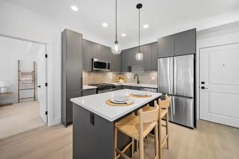 112 3438 146A STREET - photo 1 of 6