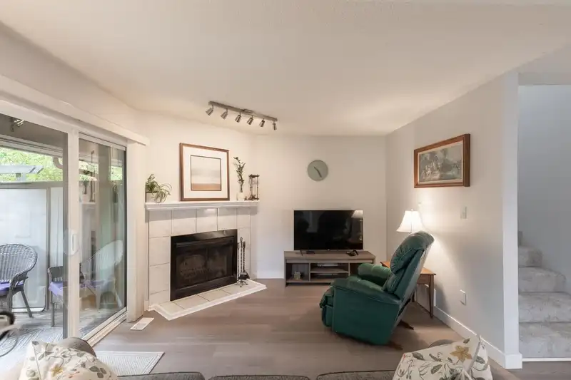 19 1174 INLET STREET - photo 3 of 25