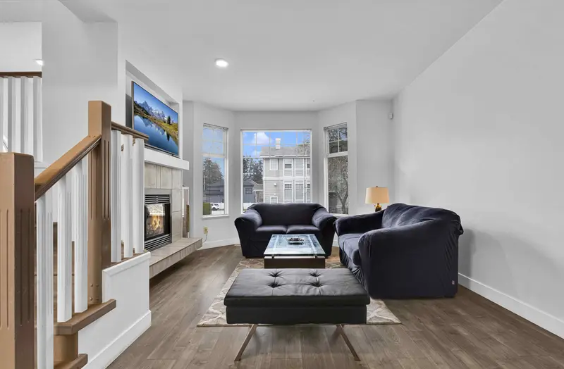 27 6518 121 STREET - photo 4 of 25