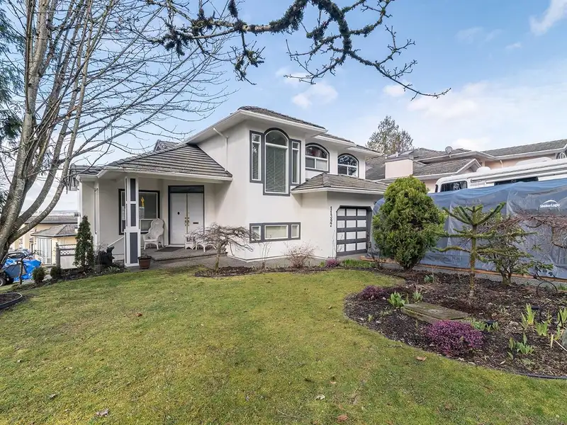 11397 ROYAL CRESCENT - photo 1 of 36