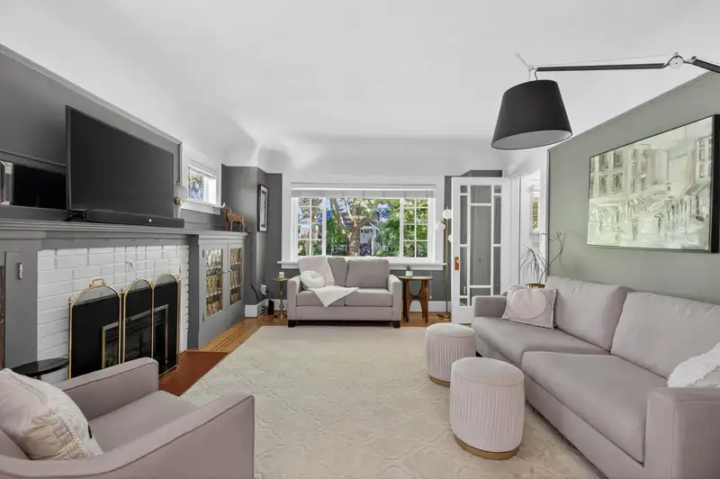 3658 W 26TH AVENUE - photo 1 of 40