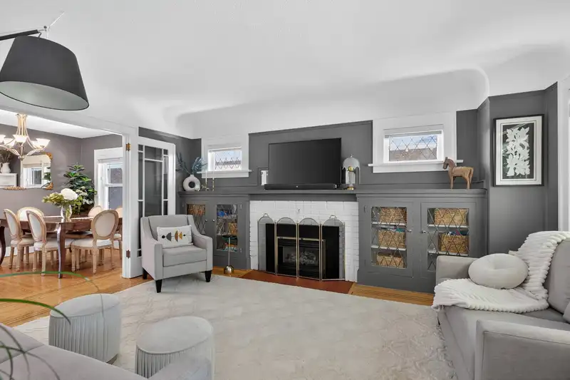 3658 W 26TH AVENUE - photo 3 of 40