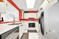 102 9765 140 STREET - thumbnail 10