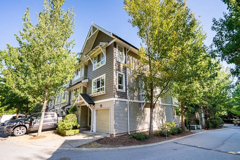 67 6747 203 STREET - photo 3 of 25