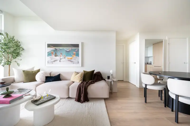 2803 308 ALDERSON AVENUE - photo 4 of 15