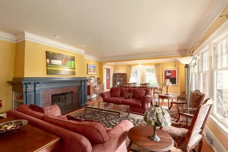 4588 MARGUERITE STREET - photo 3 of 21