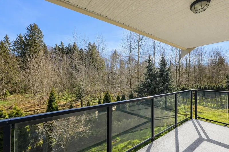 73 20498 82 AVENUE - photo 3 of 25