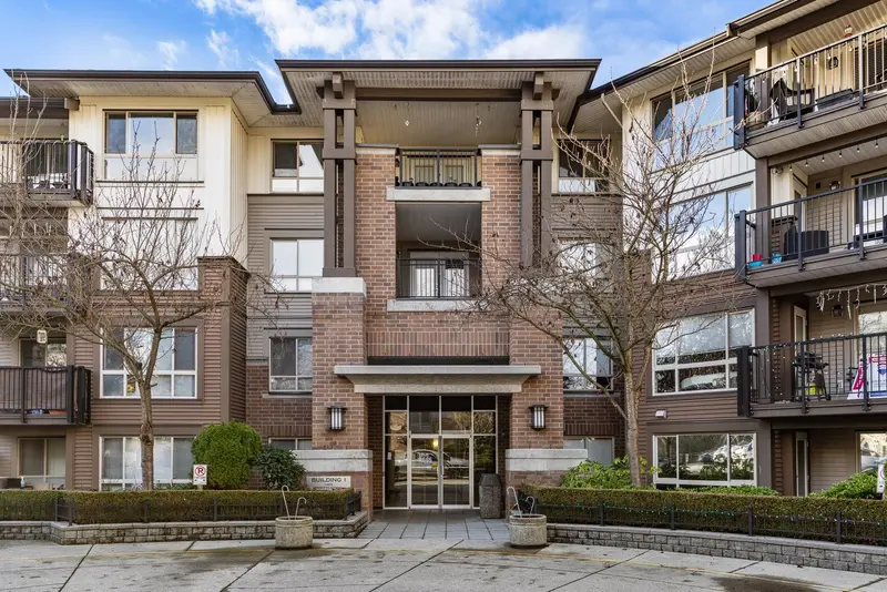 215 11665 HANEY BYPASS - photo 2 of 25