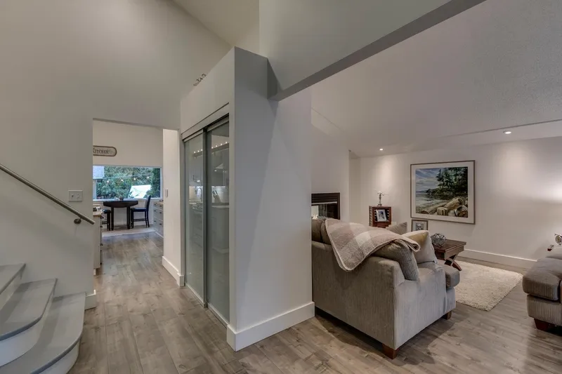 19610 117A AVENUE - photo 3 of 25