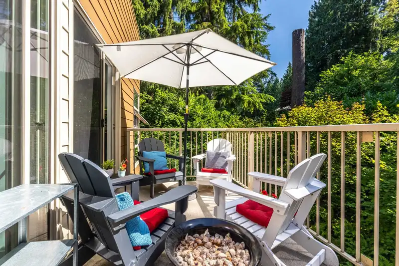 205 2832 CAPILANO ROAD - photo 2 of 30