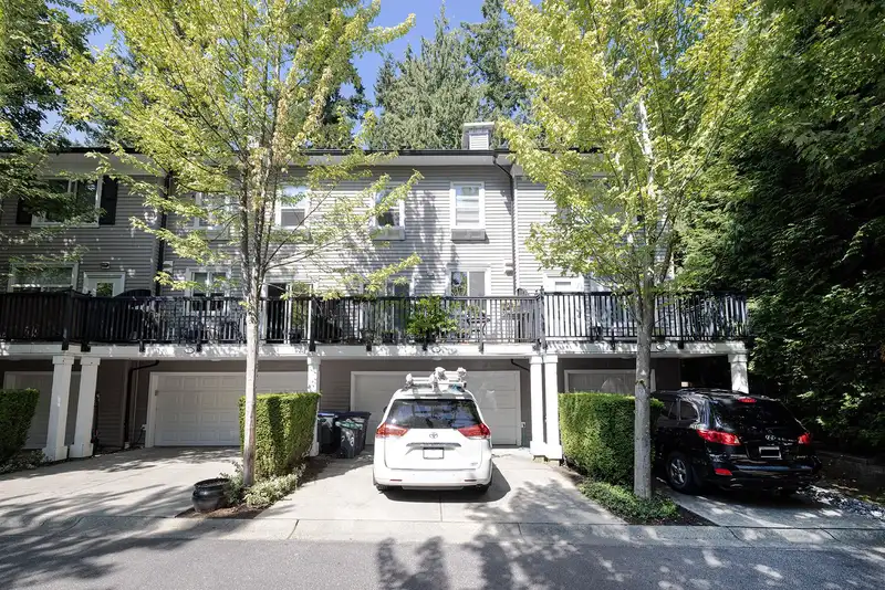 78 15075 60 AVENUE - photo 1 of 16